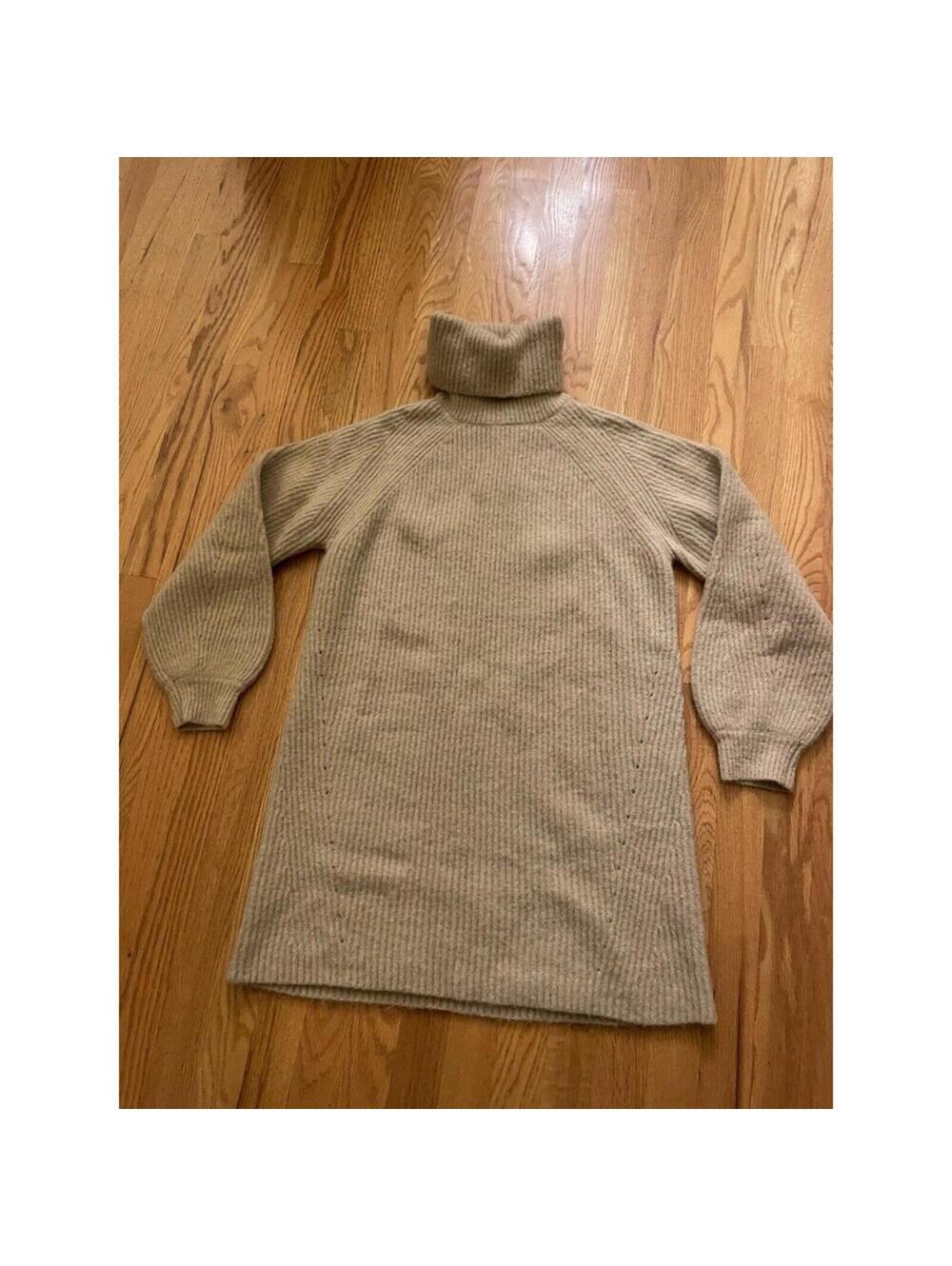 NWT Women’s 12th Tribe Beige Knitted Long Sweater Size Large  Dress
